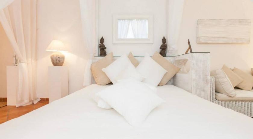 Honey Navona Deluxe Apartment Рим Екстериор снимка