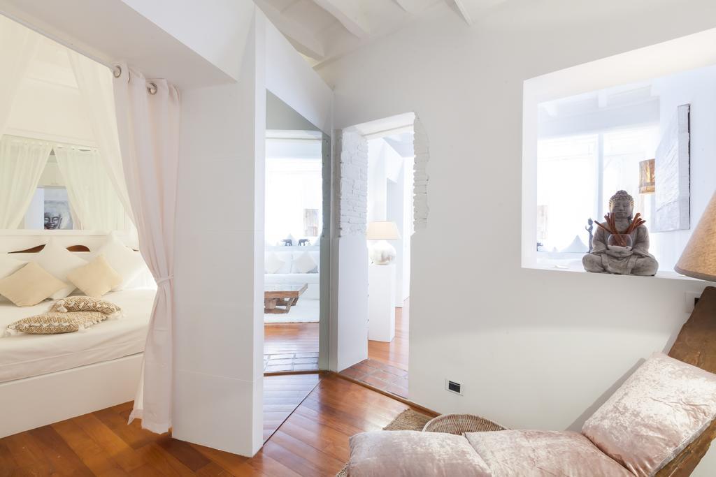 Honey Navona Deluxe Apartment Рим Стая снимка